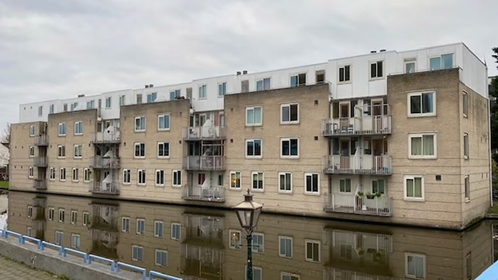 Gevel voorzien van nano coating - Stichting DUWO,Leiden - Chemona