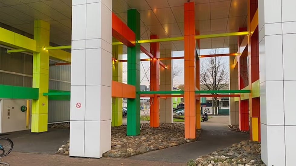 Pilaren voorzien van beschermlaag - Studentenhuisvesting DUWO, Amsterdam - Chemona