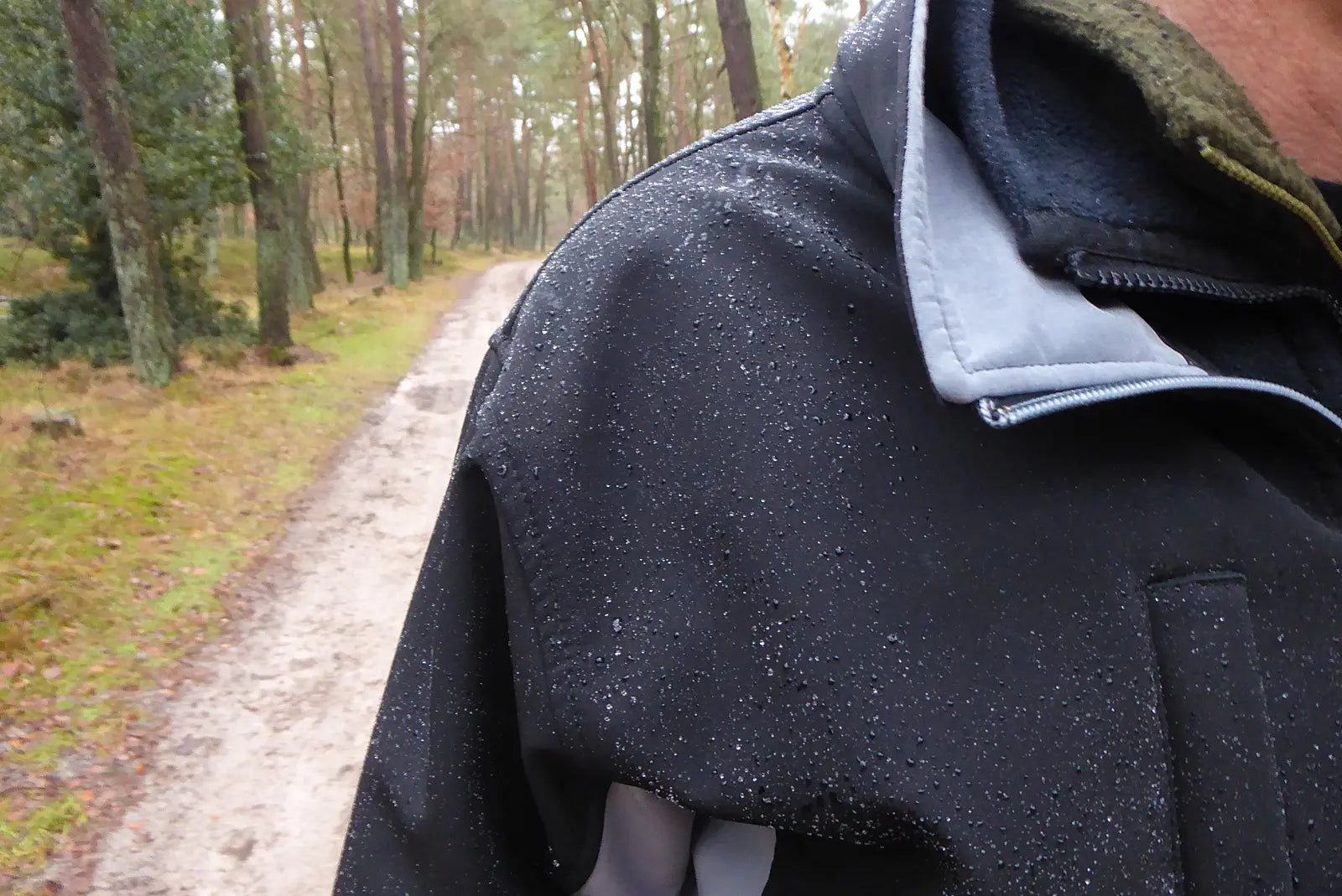 Waterproof & Protect Workwear | PFAS-Free Textile Coating I 5 years